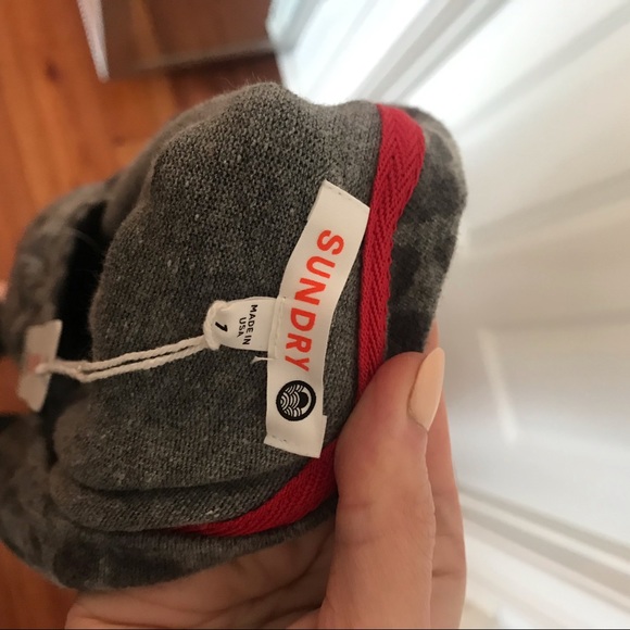 SUNDRY Leopard Print Ruched Dress in Charcoal - Picture 6 of 8